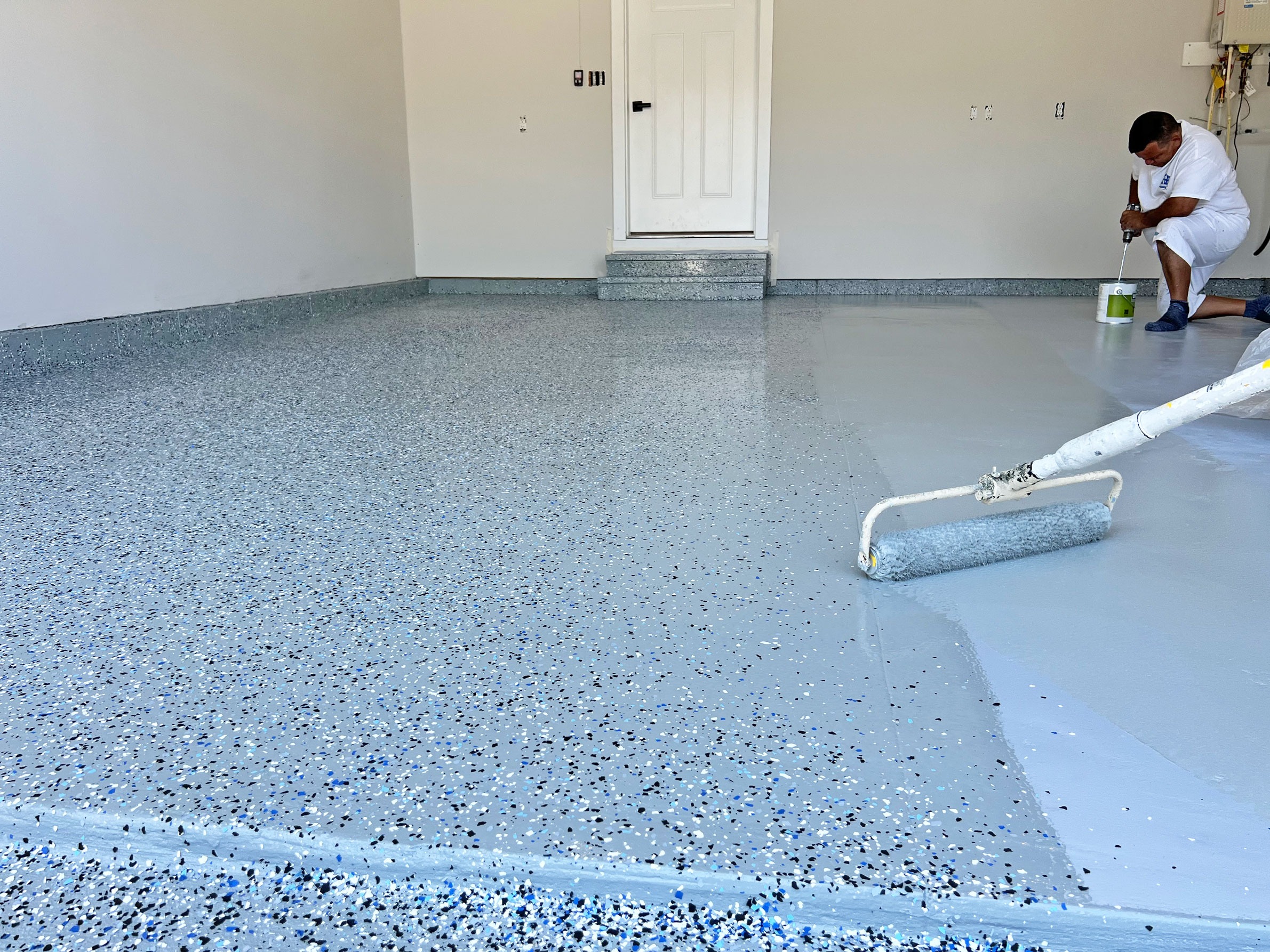 Epoxy paint in garage concret floor